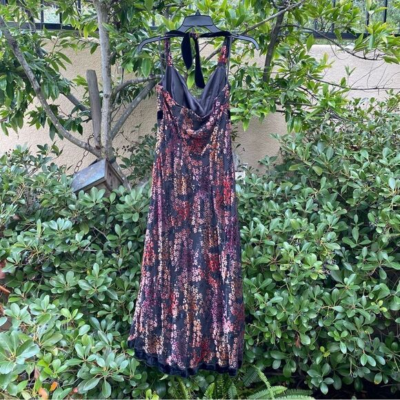 Notice Floral Velvet Silk Blend Halter Style Long Dress. Size Medium. EUC! - Picture 3 of 7